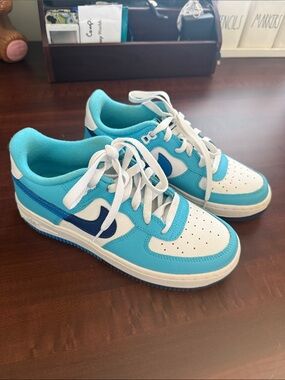 Nike Air Kids Sneakers 4.5Y